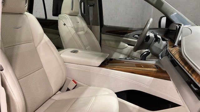 2024 Cadillac Escalade Premium Luxury Platinum