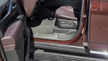 2023 Cadillac Escalade Premium Luxury Platinum