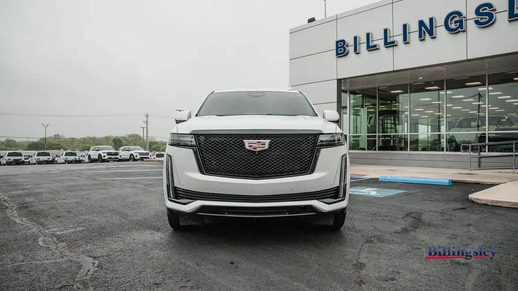 2023 Cadillac Escalade Sport