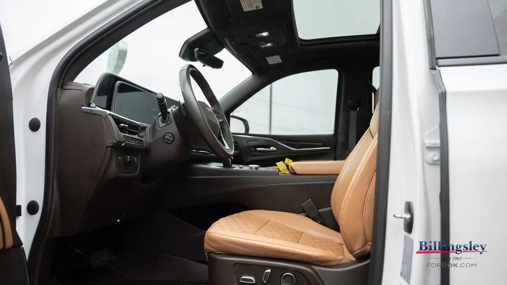 2023 Cadillac Escalade Sport