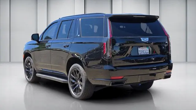 2023 Cadillac Escalade Sport