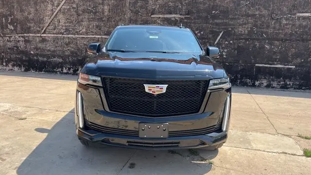 2022 Cadillac Escalade Sport