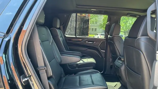 2022 Cadillac Escalade Sport