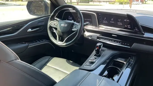 2022 Cadillac Escalade Sport