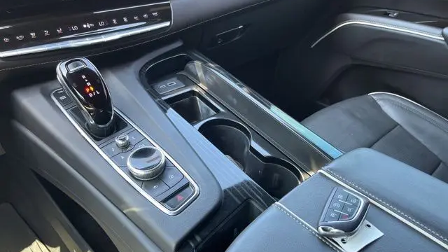 2022 Cadillac Escalade Sport