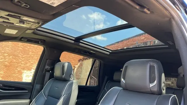 2022 Cadillac Escalade Sport