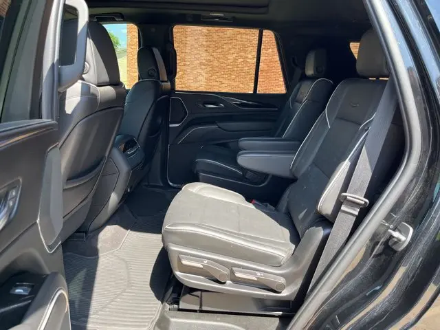 2022 Cadillac Escalade - $53,112