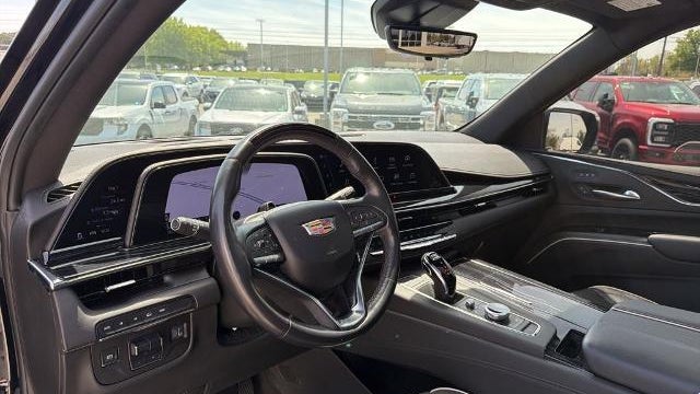 2023 Cadillac Escalade Sport