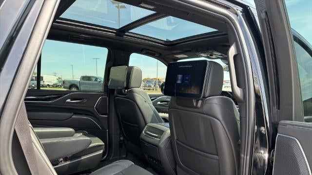 2023 Cadillac Escalade Sport