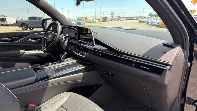 2023 Cadillac Escalade Sport