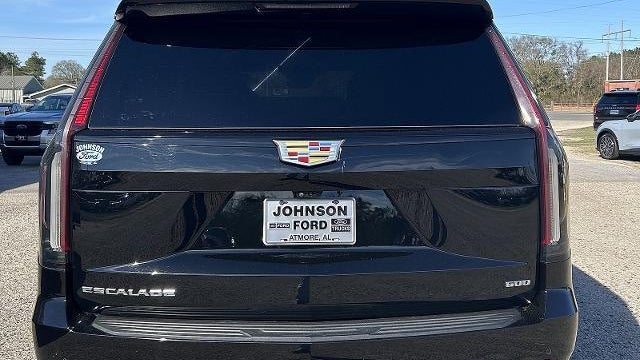 2023 Cadillac Escalade Sport
