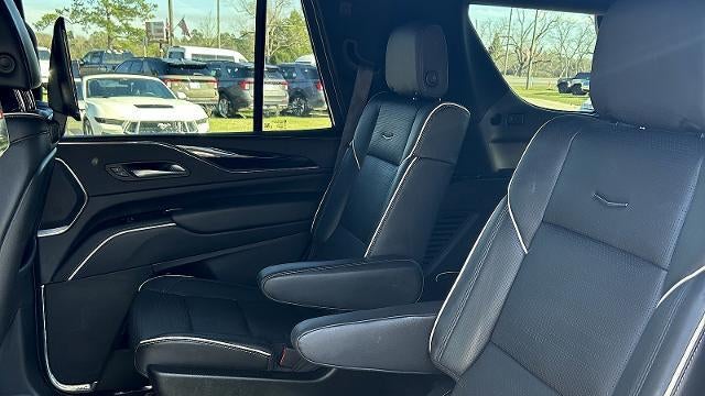 2023 Cadillac Escalade Sport