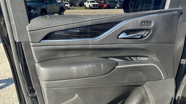 2023 Cadillac Escalade Sport