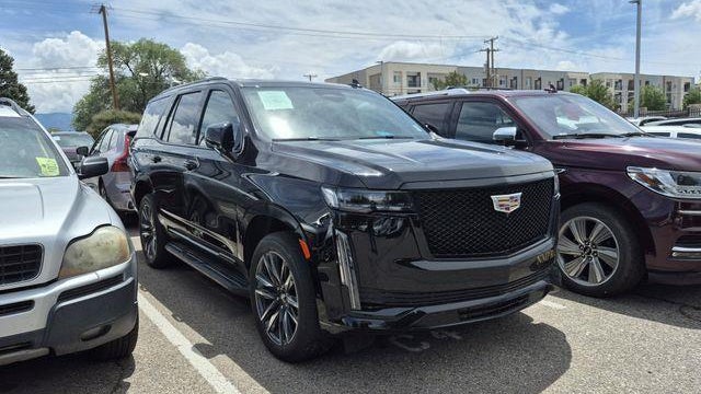 2024 Cadillac Escalade Sport
