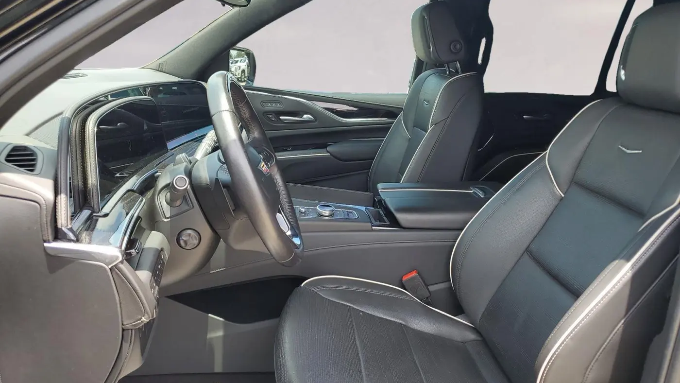 2024 Cadillac Escalade Sport