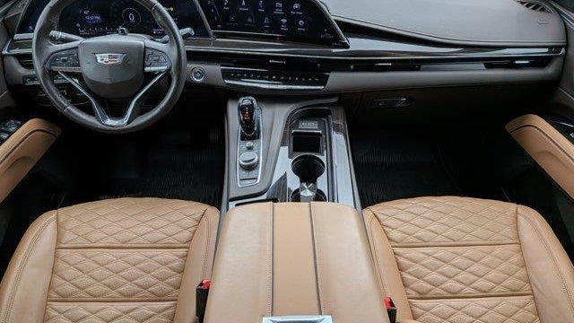 2023 Cadillac Escalade Sport