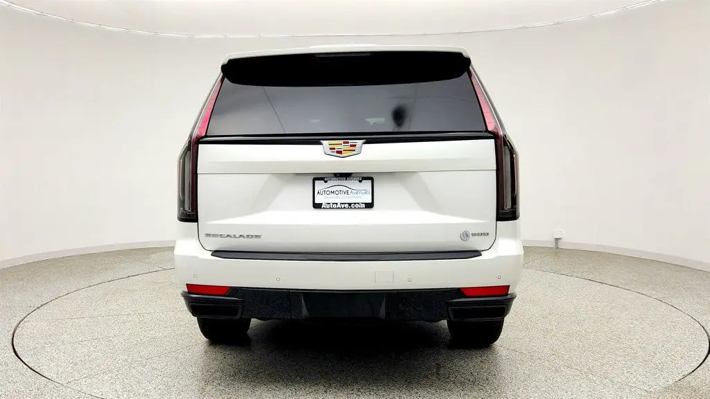 2024 Cadillac Escalade - $73,995