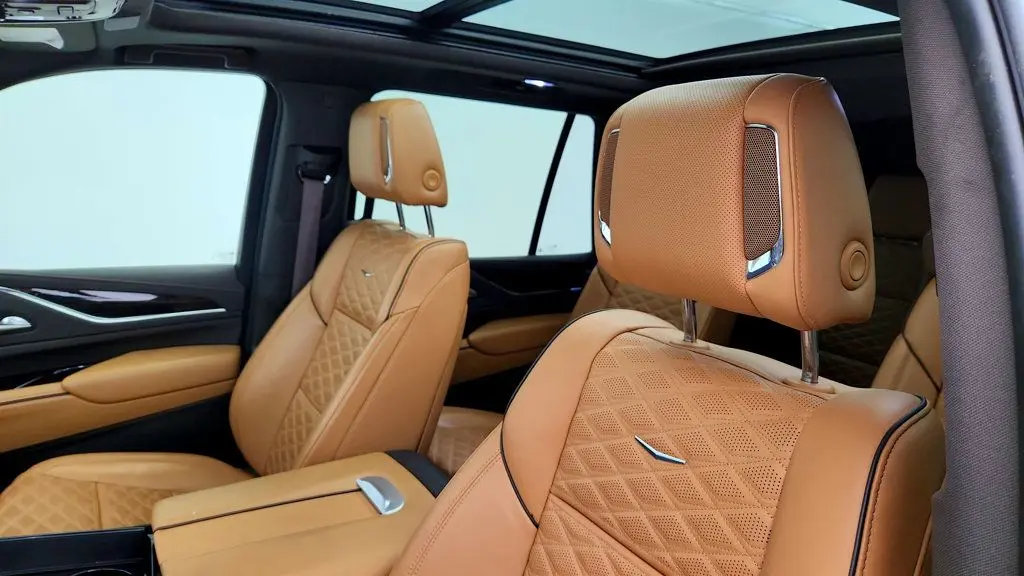 2024 Cadillac Escalade - $73,995