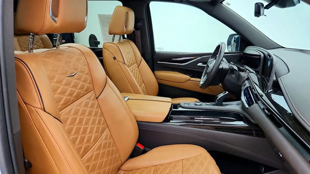 2024 Cadillac Escalade - $73,995