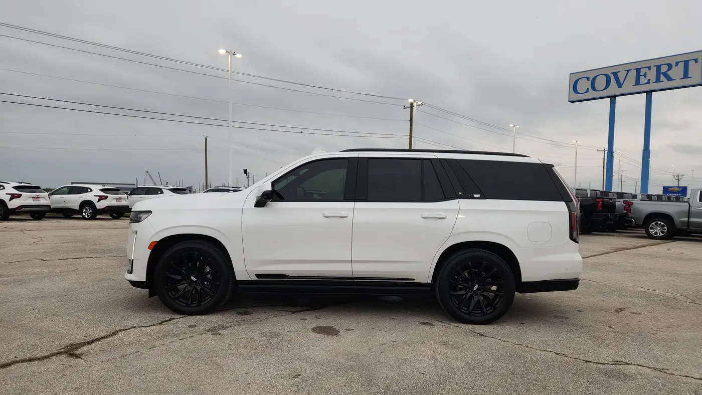 2024 Cadillac Escalade Sport