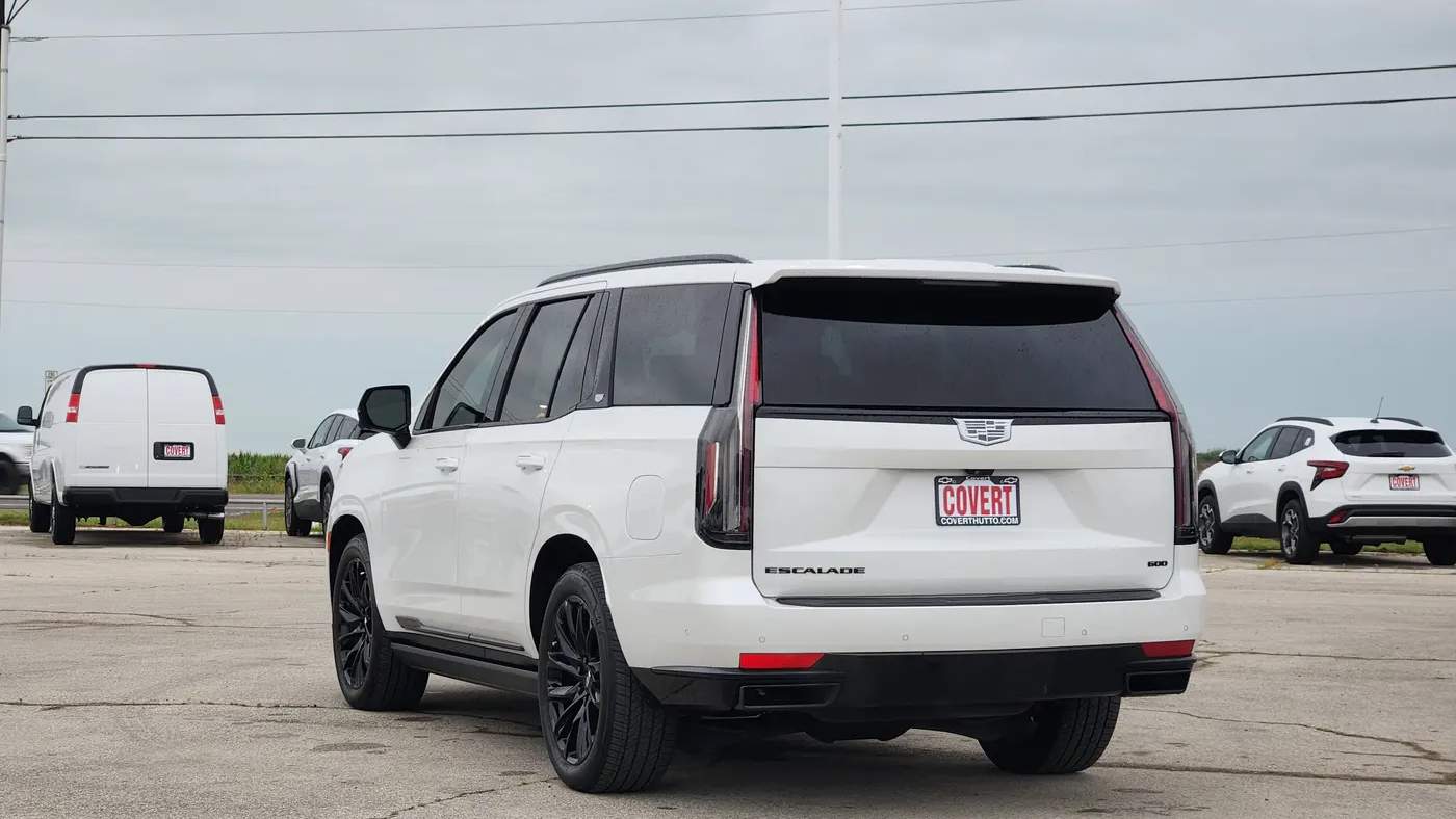 2024 Cadillac Escalade Sport