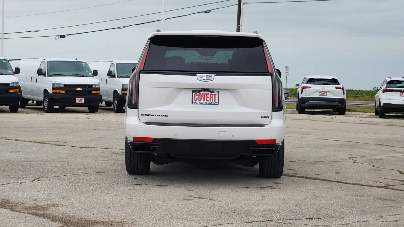 2024 Cadillac Escalade Sport
