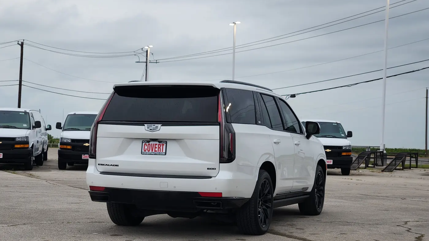 2024 Cadillac Escalade Sport
