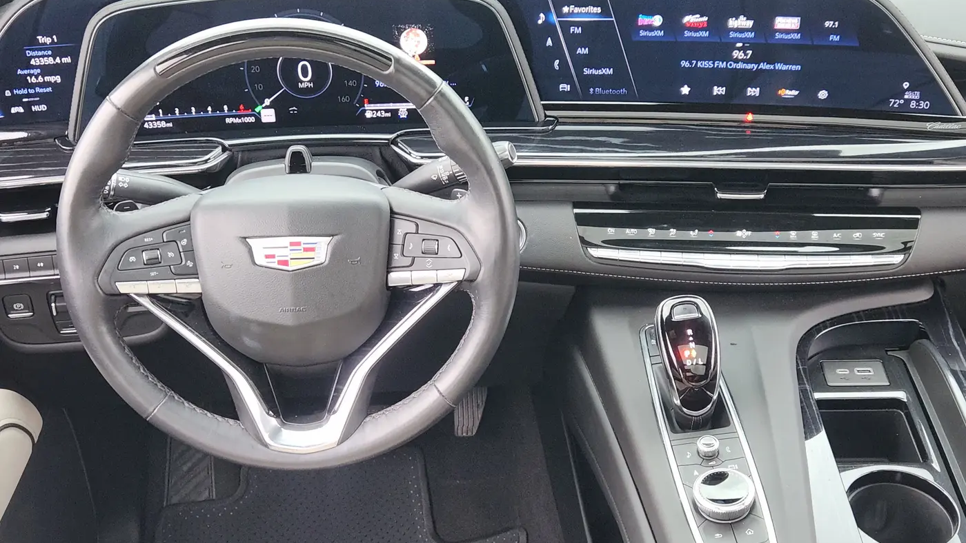 2024 Cadillac Escalade Sport