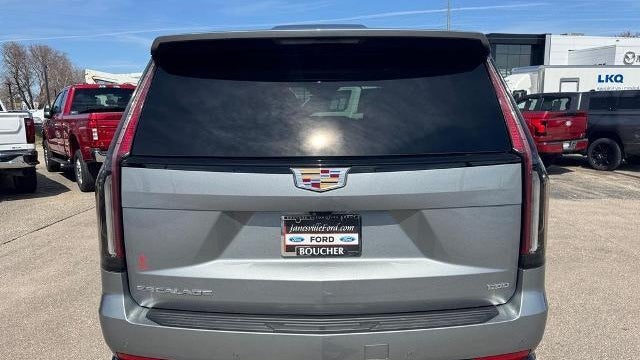 2023 Cadillac Escalade Sport