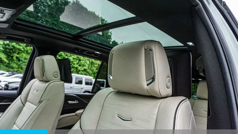2024 Cadillac Escalade Sport
