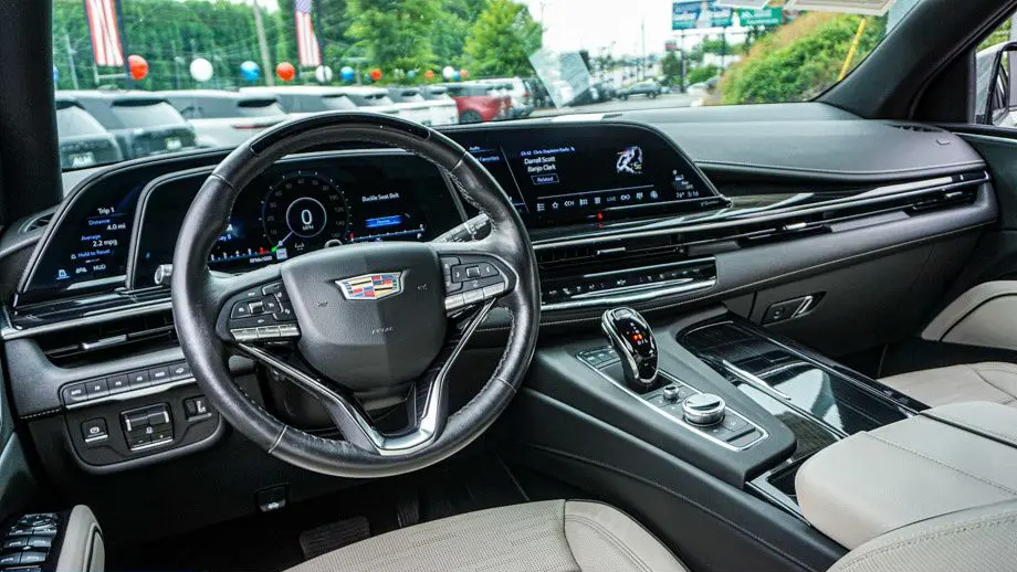 2024 Cadillac Escalade Sport