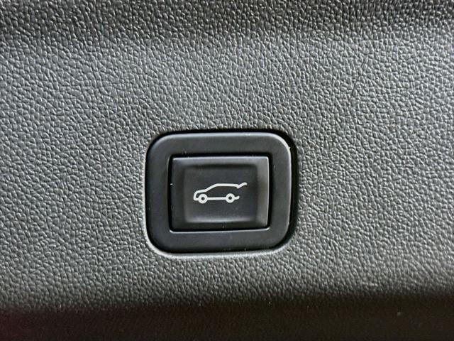 2021 Cadillac Escalade - $63,995