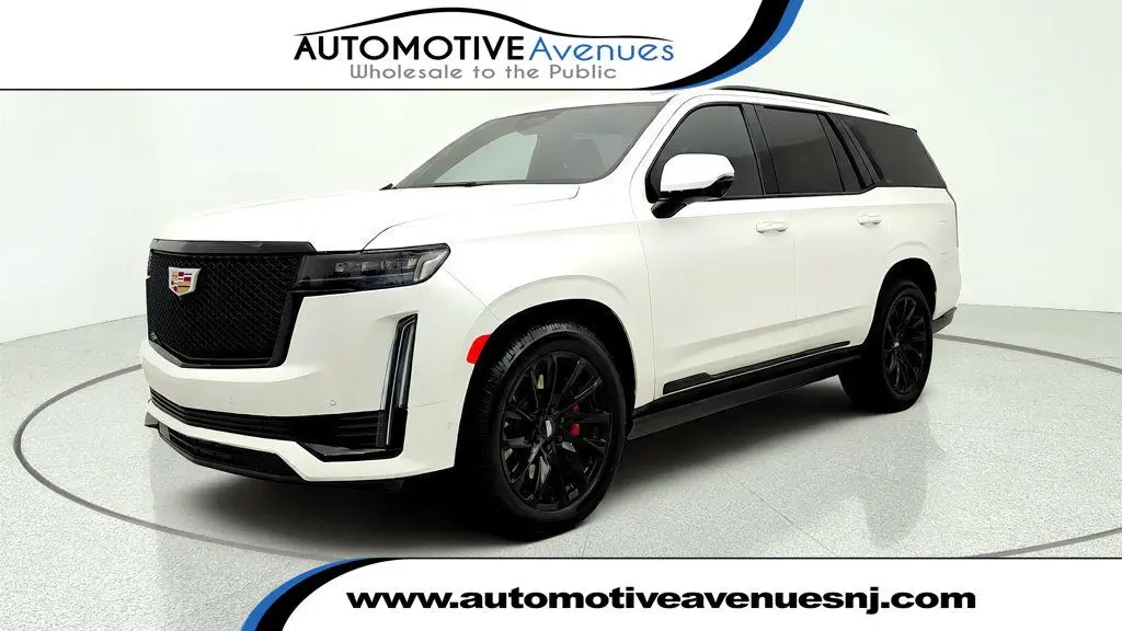 2022 Cadillac Escalade - $59,995