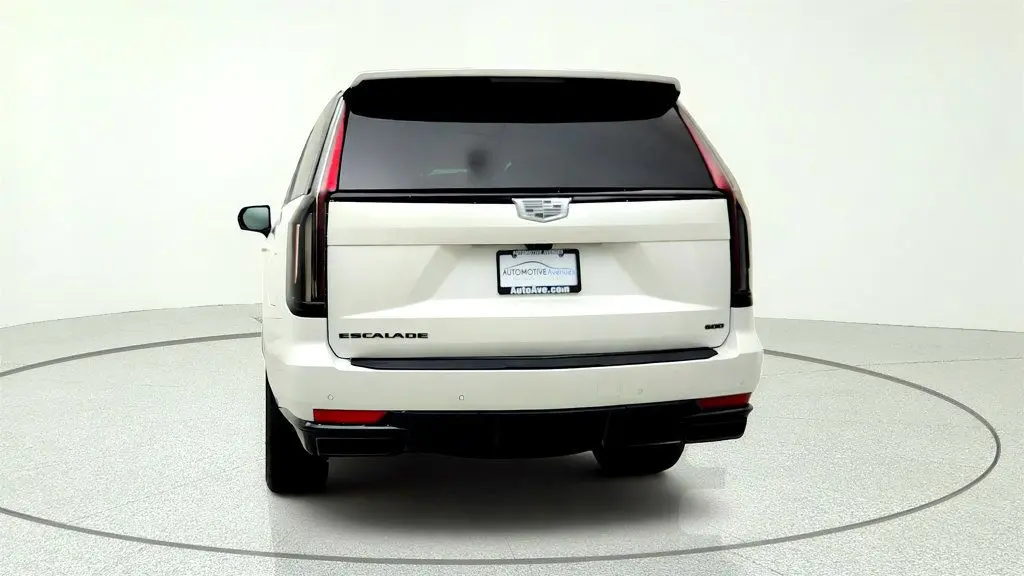 2022 Cadillac Escalade - $59,995