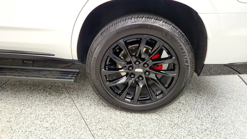 2022 Cadillac Escalade - $59,995