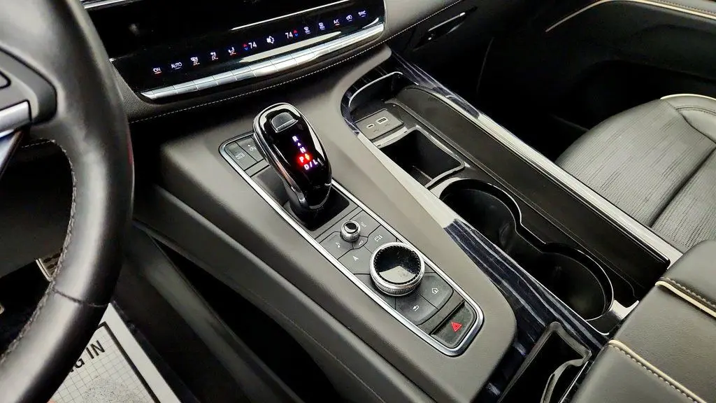 2022 Cadillac Escalade - $59,995