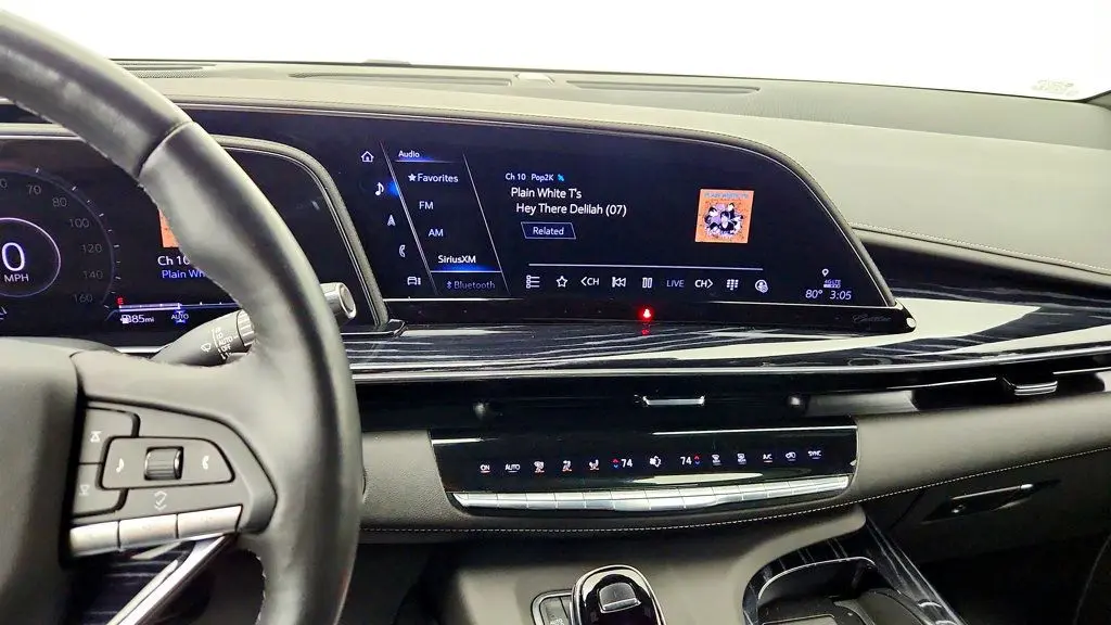 2022 Cadillac Escalade - $59,995