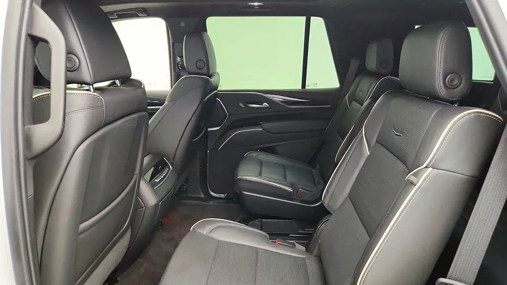 2022 Cadillac Escalade - $59,995