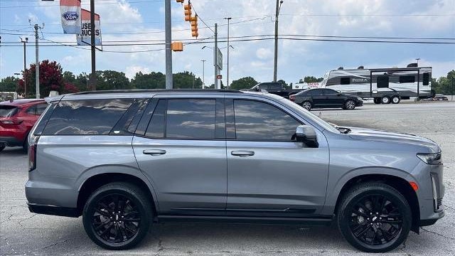 2022 Cadillac Escalade Sport