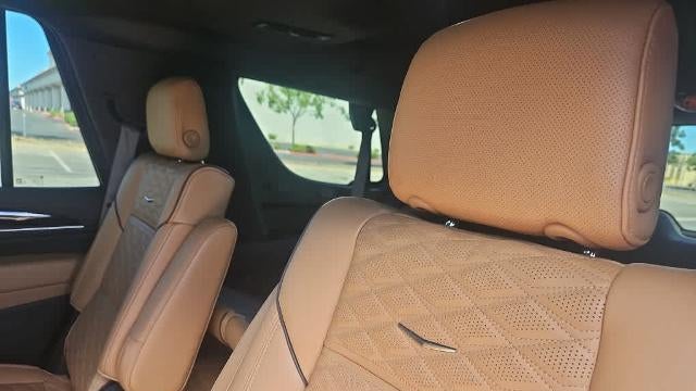 2023 Cadillac Escalade Sport