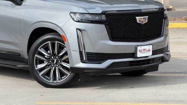 2023 Cadillac Escalade Sport