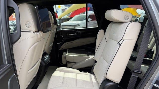 2023 Cadillac Escalade Sport