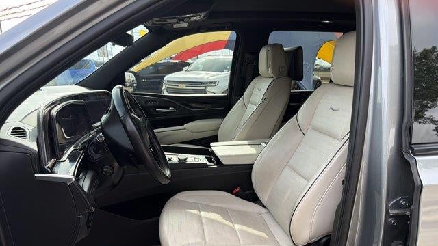 2023 Cadillac Escalade Sport