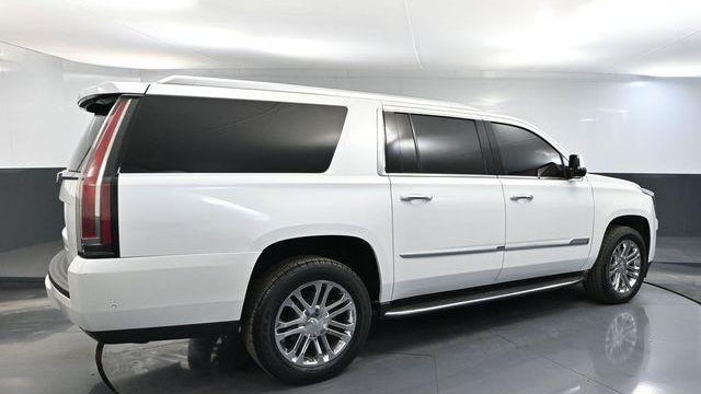 2017 Cadillac Escalade ESV Standard