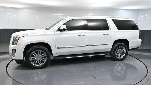 2017 Cadillac Escalade ESV Standard
