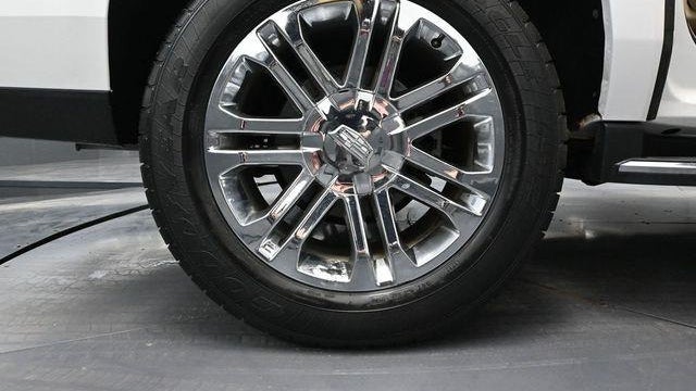 2017 Cadillac Escalade ESV Standard