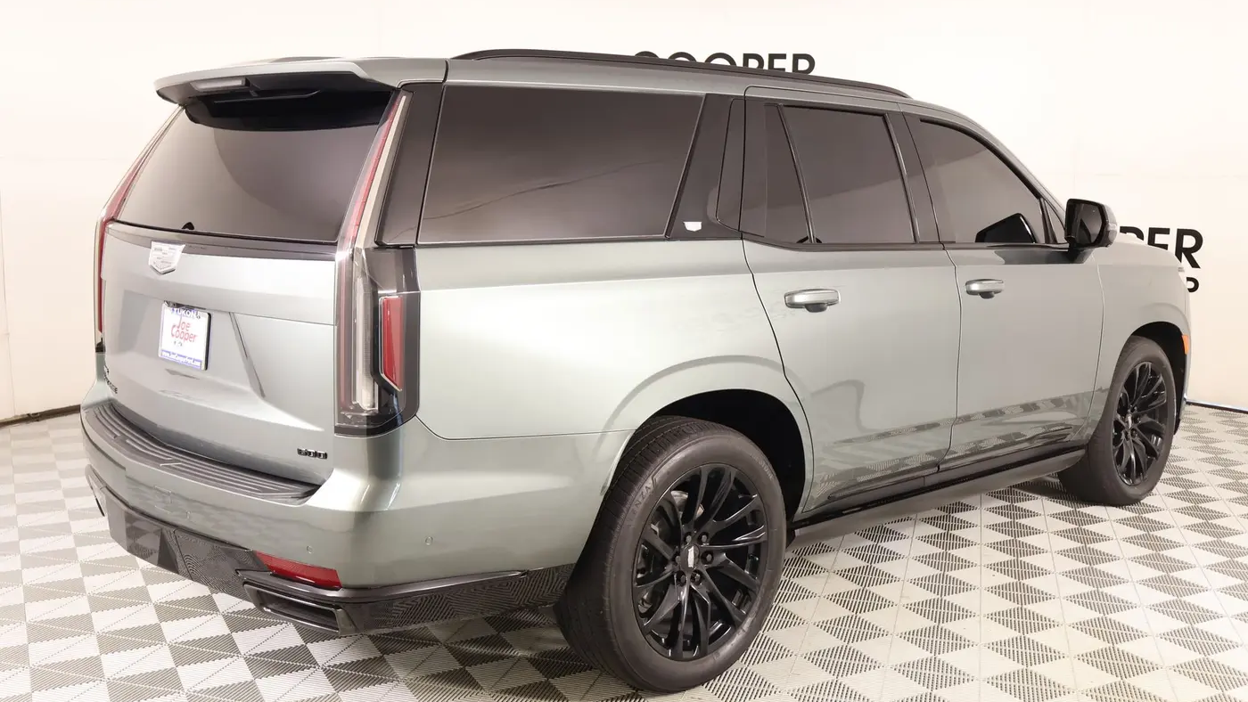 2024 Cadillac Escalade Sport Platinum