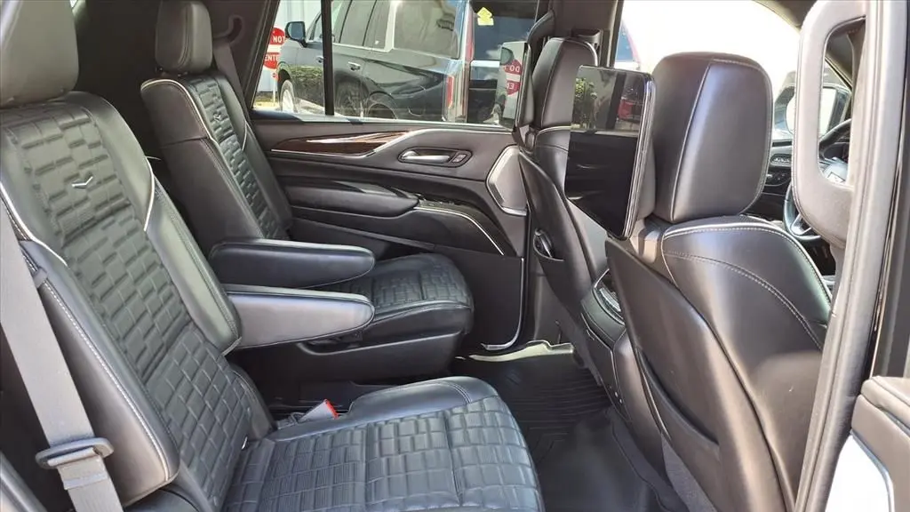 2021 Cadillac Escalade Sport Platinum