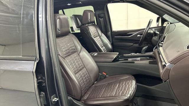 2023 Cadillac Escalade Sport Platinum
