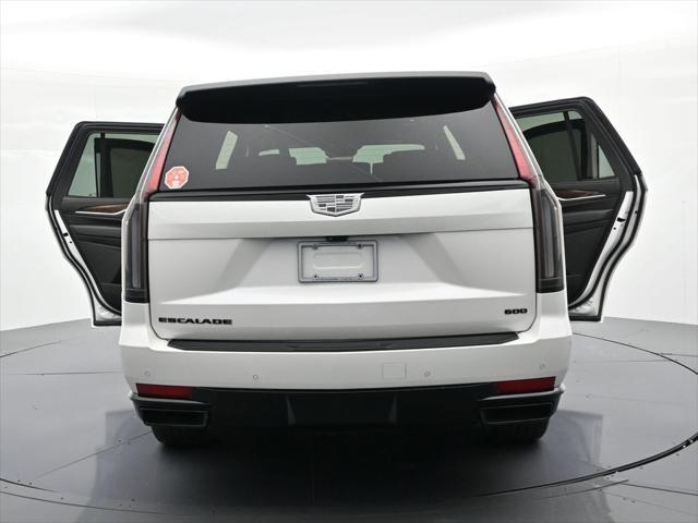 2024 Cadillac Escalade - $76,109